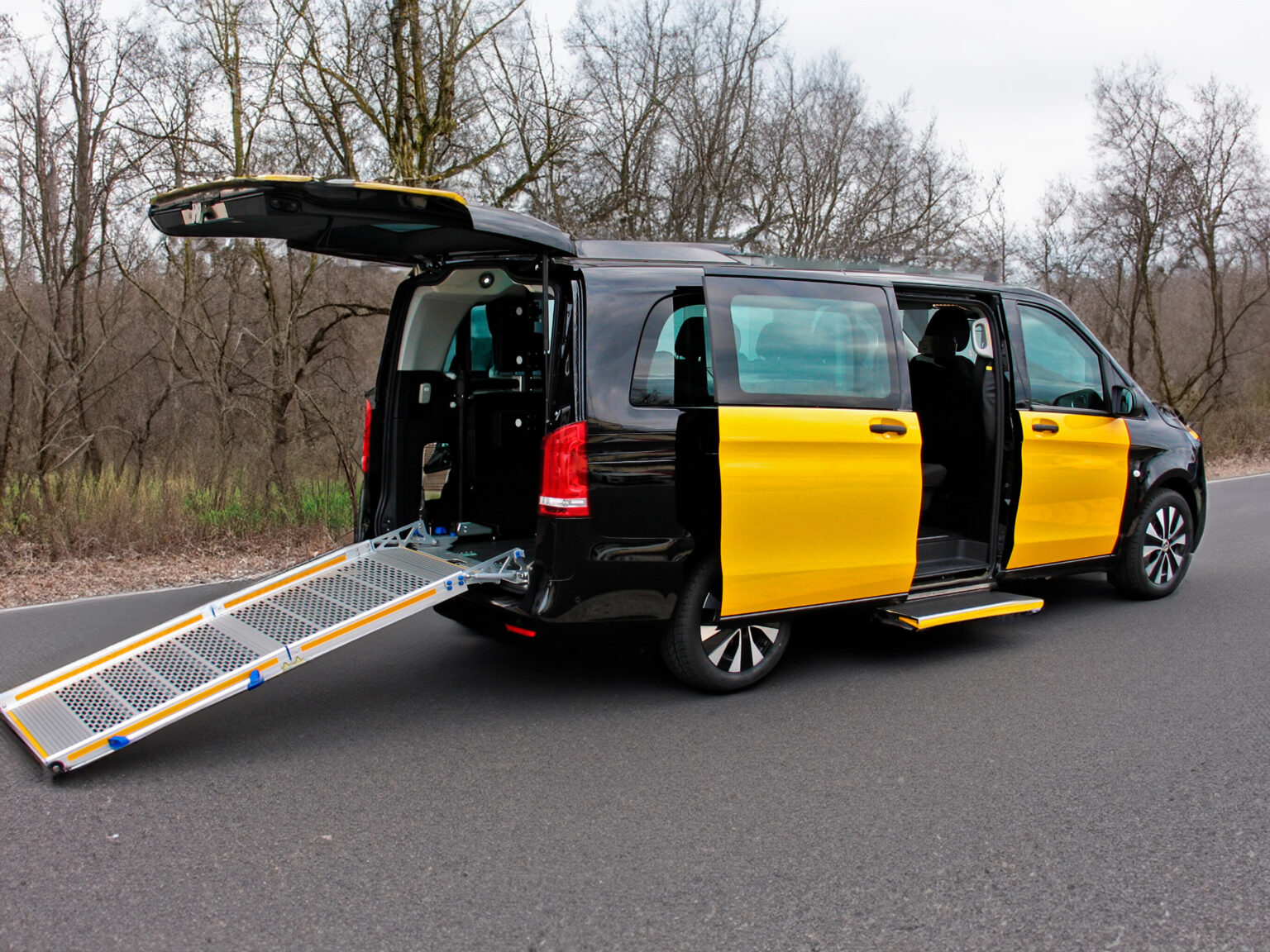 Wheelchair-accessible vehicle with its own ramp, Barcelona Taxigo